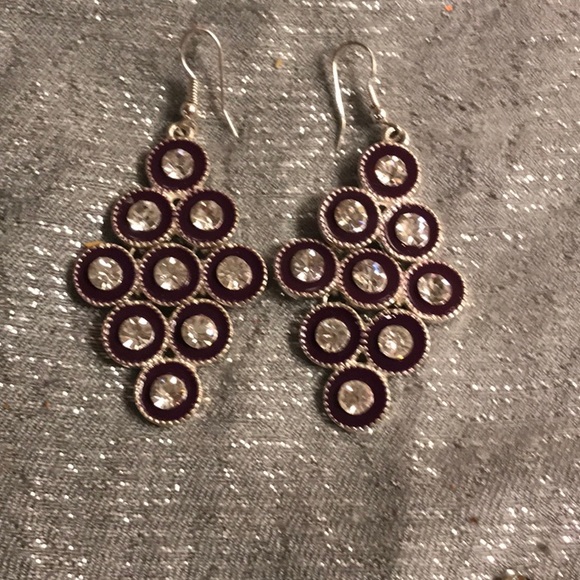 Make your own statement with these beautiful earrings! - Picture 2 of 4